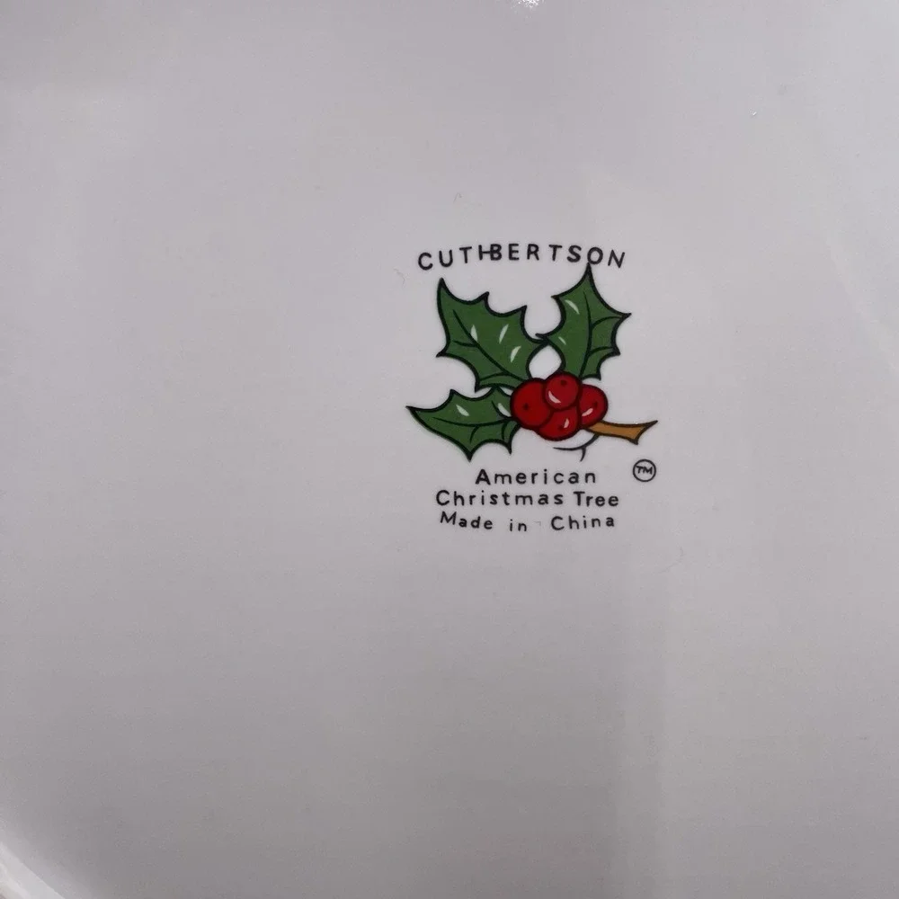 Set Of 2 Cuthbertson American Christmas Tree  Dinner Plates‎ 10 1/4
